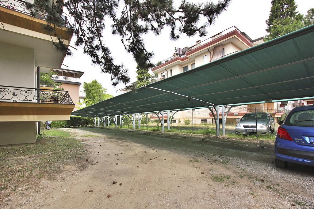 דירות ליגננו סביאדורו Residenza Ibsen חדר תמונה